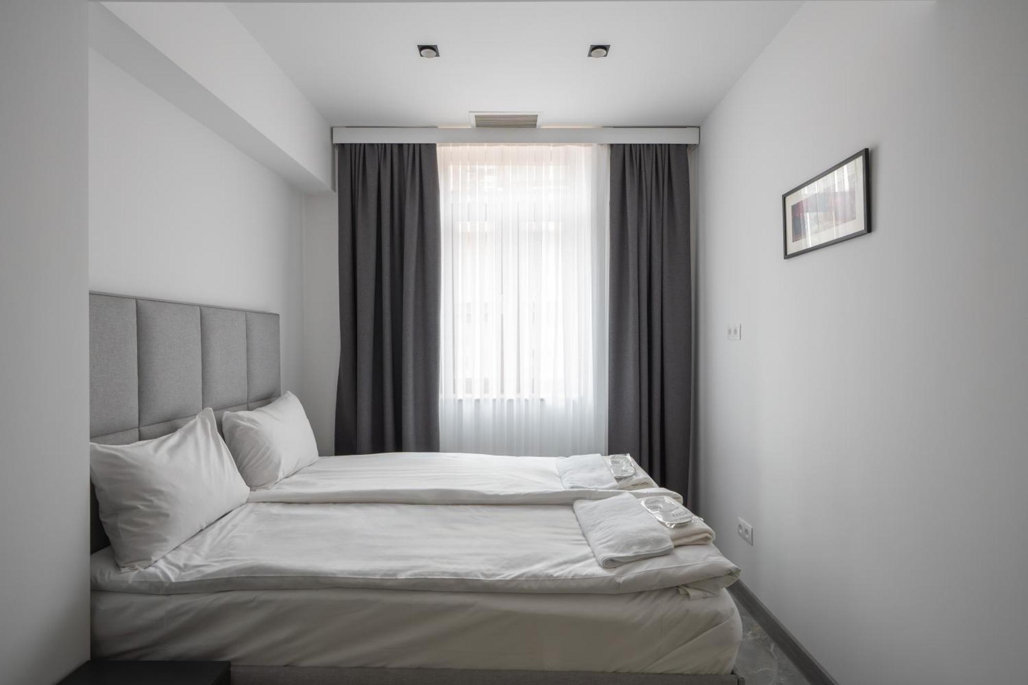 Ris Central Apartments Jerevan Rom bilde